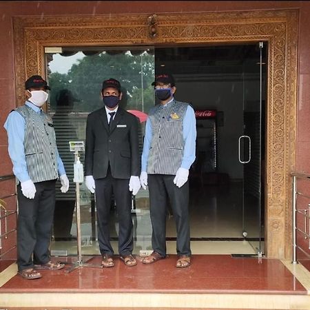 Hotel Sharada International Udupi Eksteriør billede