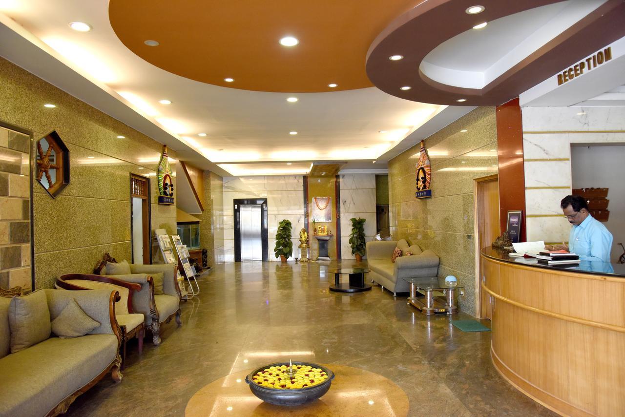 Hotel Sharada International Udupi Eksteriør billede