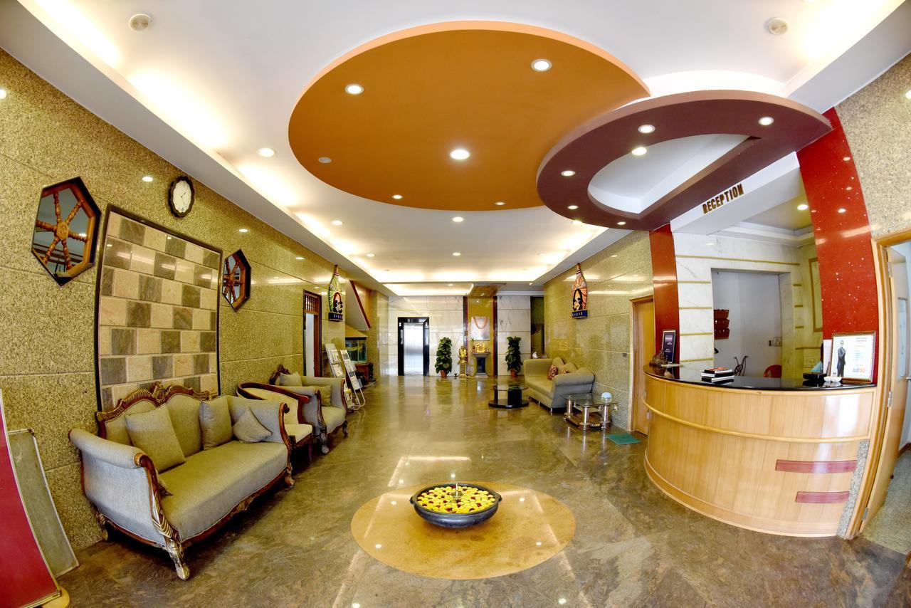 Hotel Sharada International Udupi Eksteriør billede