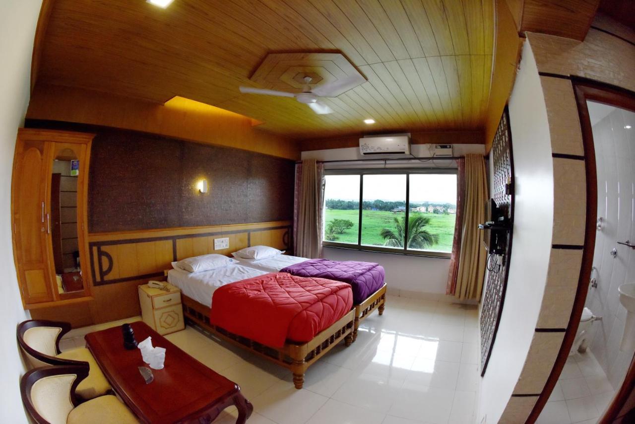 Hotel Sharada International Udupi Eksteriør billede