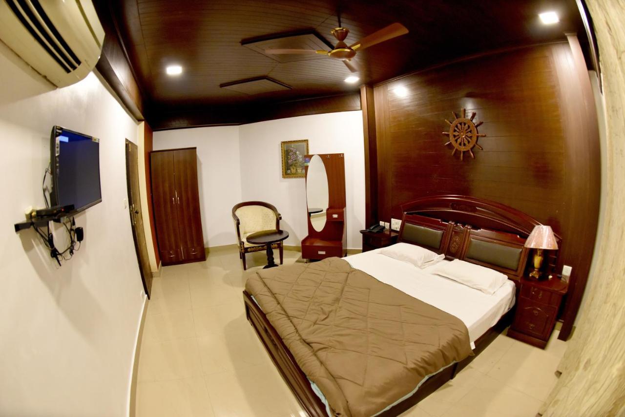 Hotel Sharada International Udupi Eksteriør billede